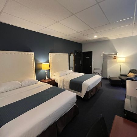 Le Voyageur Inn Mattawa Extérieur photo