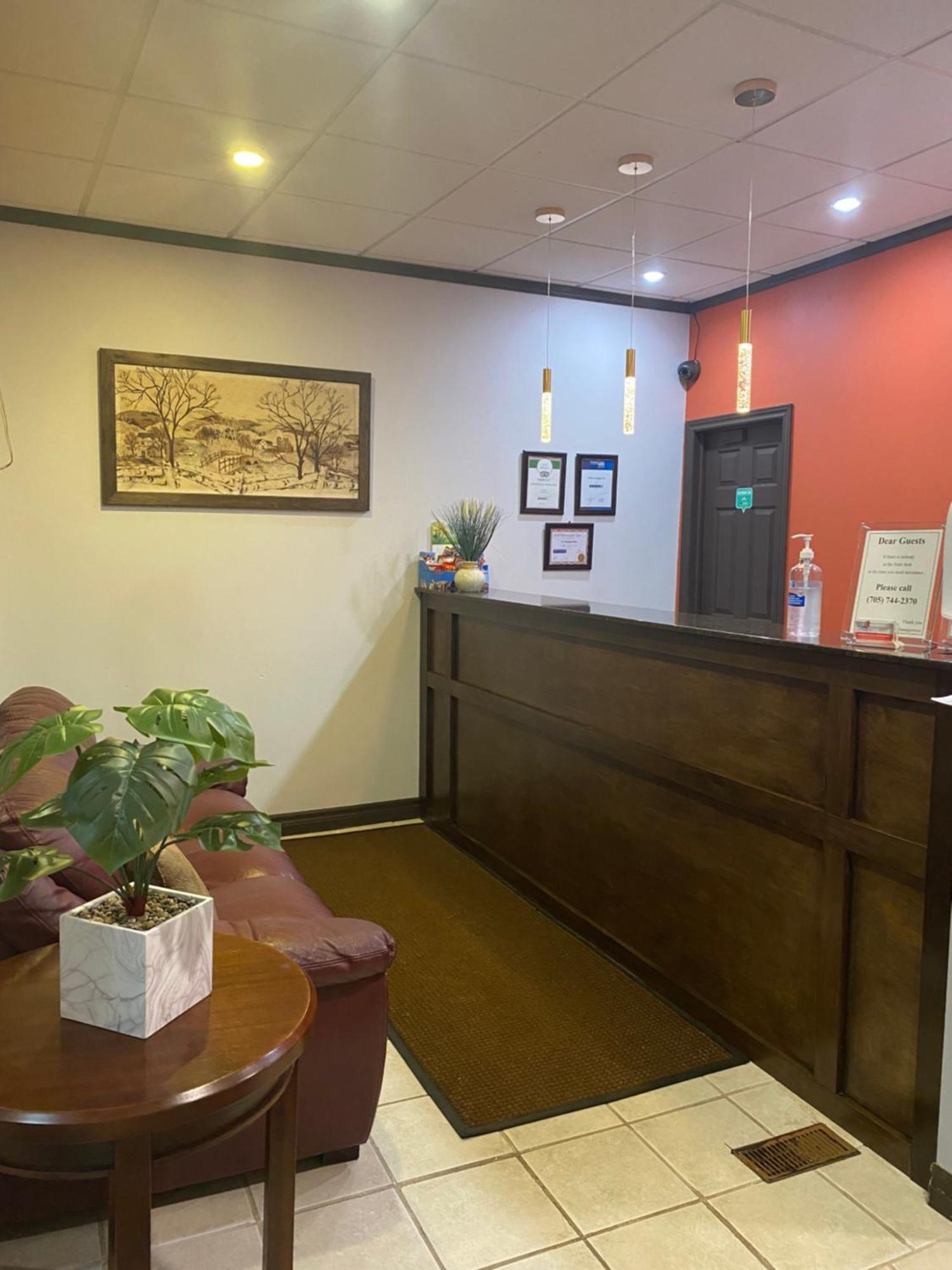 Le Voyageur Inn Mattawa Extérieur photo