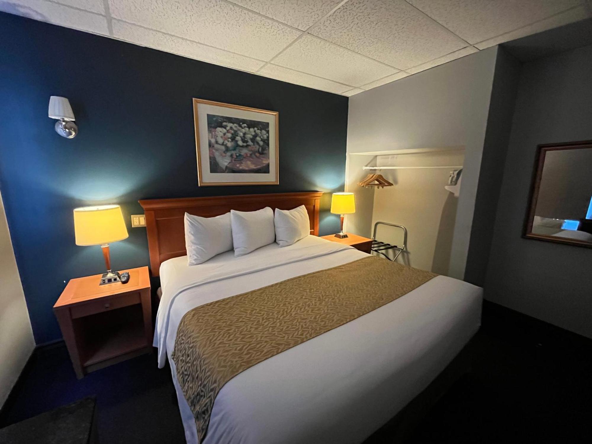 Le Voyageur Inn Mattawa Extérieur photo