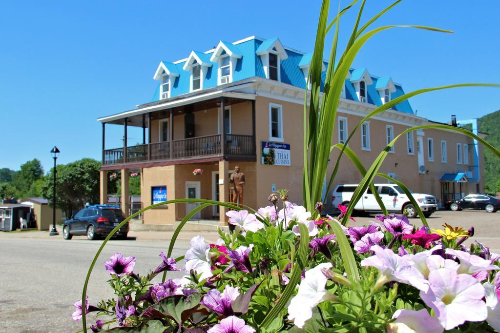 Le Voyageur Inn Mattawa Extérieur photo